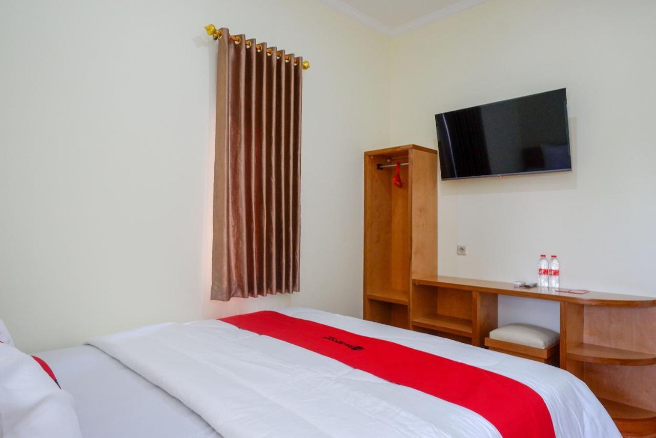 Reddoorz Near Rita Supermall Purwokerto 2 エクステリア 写真