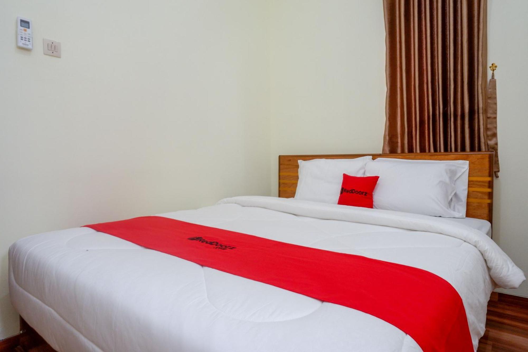 Reddoorz Near Rita Supermall Purwokerto 2 エクステリア 写真