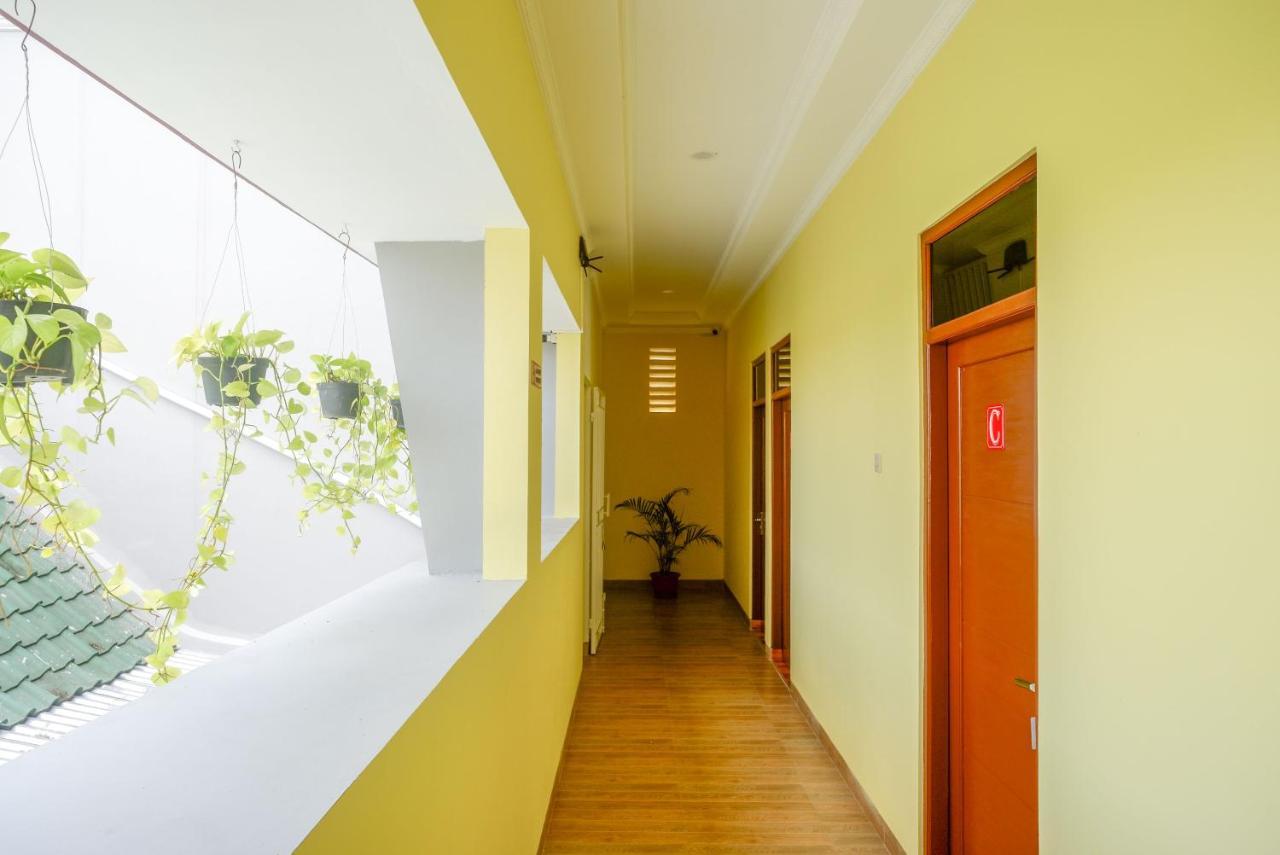 Reddoorz Near Rita Supermall Purwokerto 2 エクステリア 写真