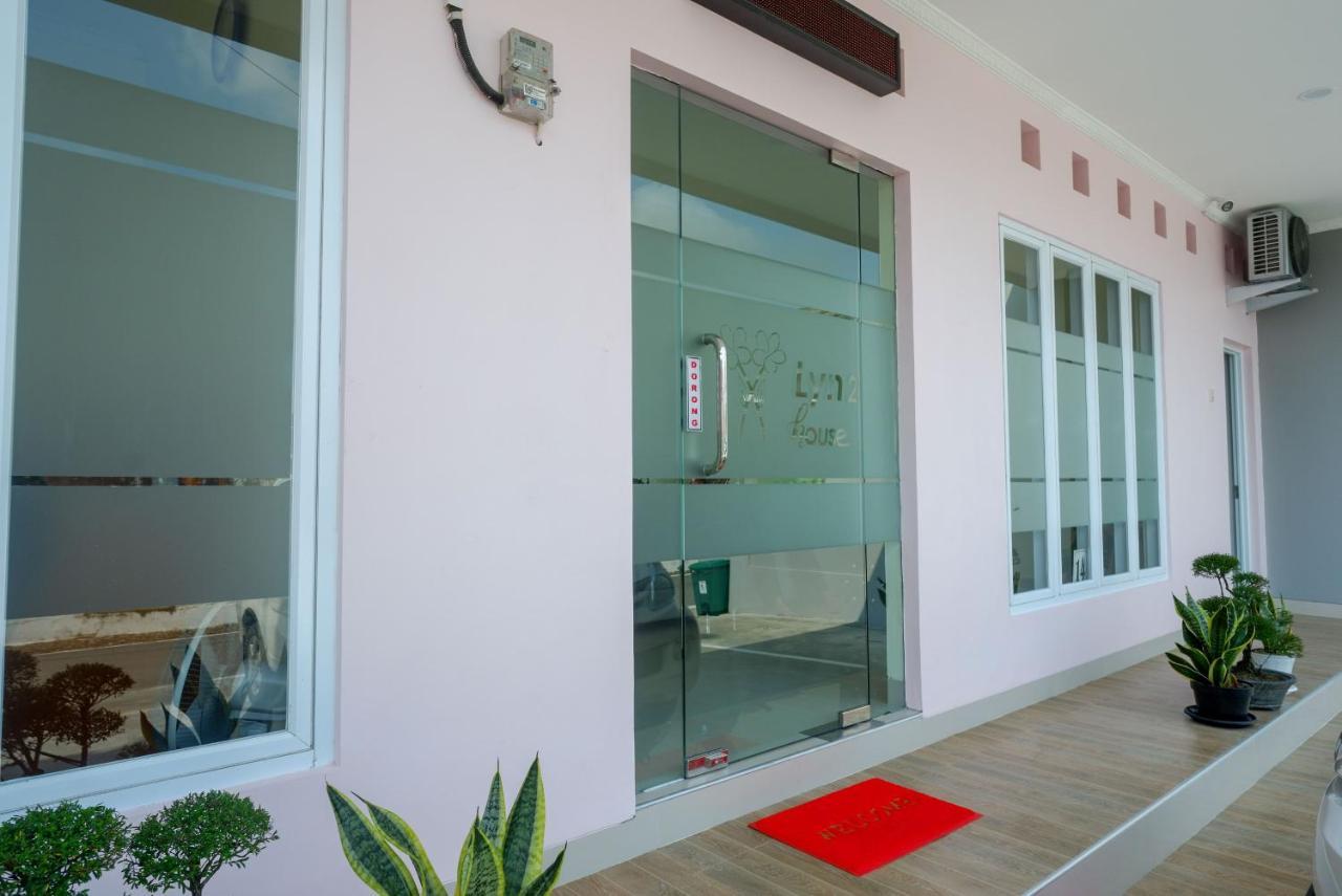 Reddoorz Near Rita Supermall Purwokerto 2 エクステリア 写真