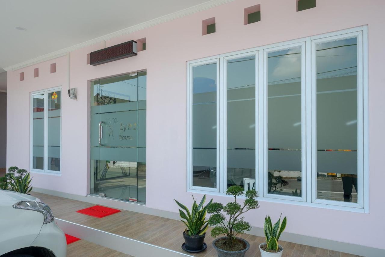 Reddoorz Near Rita Supermall Purwokerto 2 エクステリア 写真