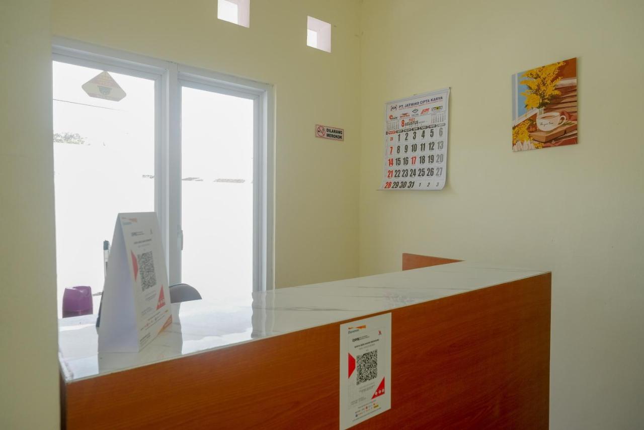 Reddoorz Near Rita Supermall Purwokerto 2 エクステリア 写真