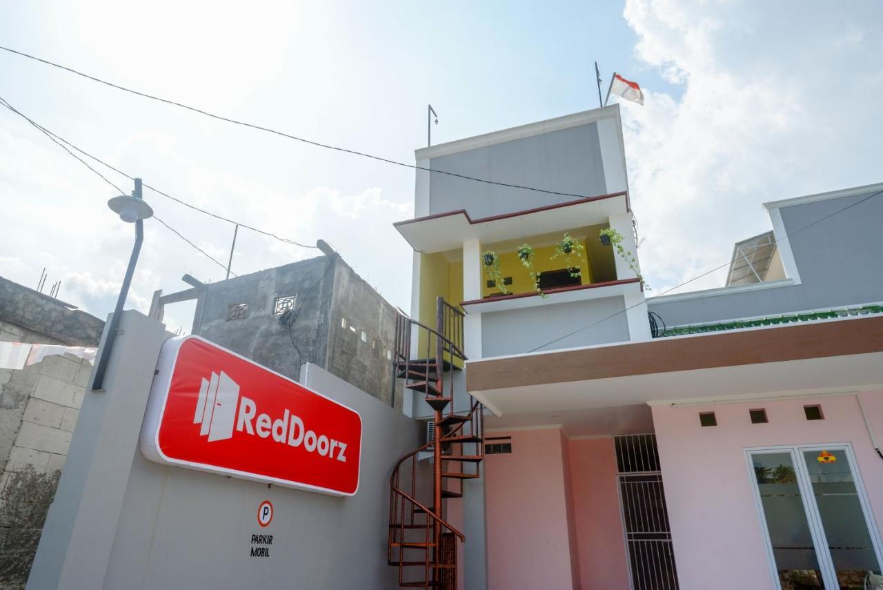 Reddoorz Near Rita Supermall Purwokerto 2 エクステリア 写真